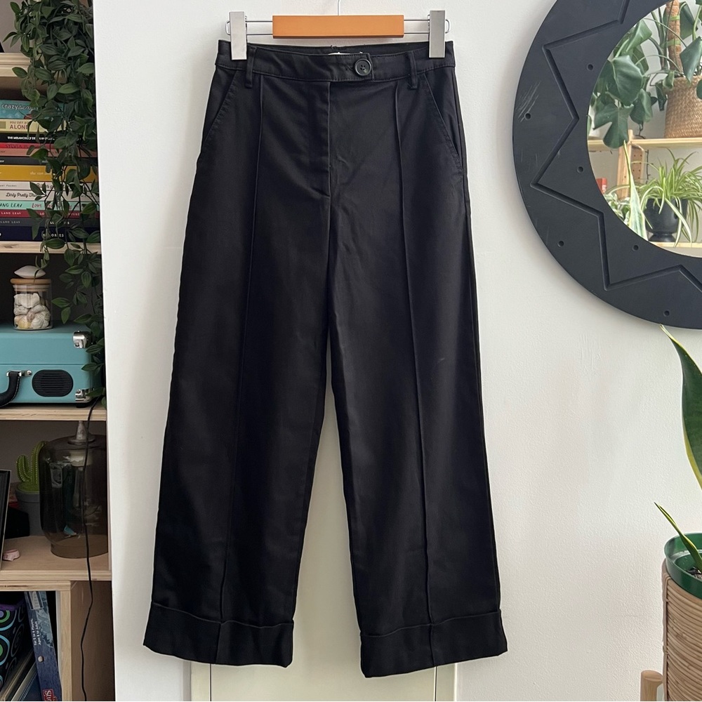 NWT STRAIGHT LEG TWILL PANTS. SIZE 2P. NEW